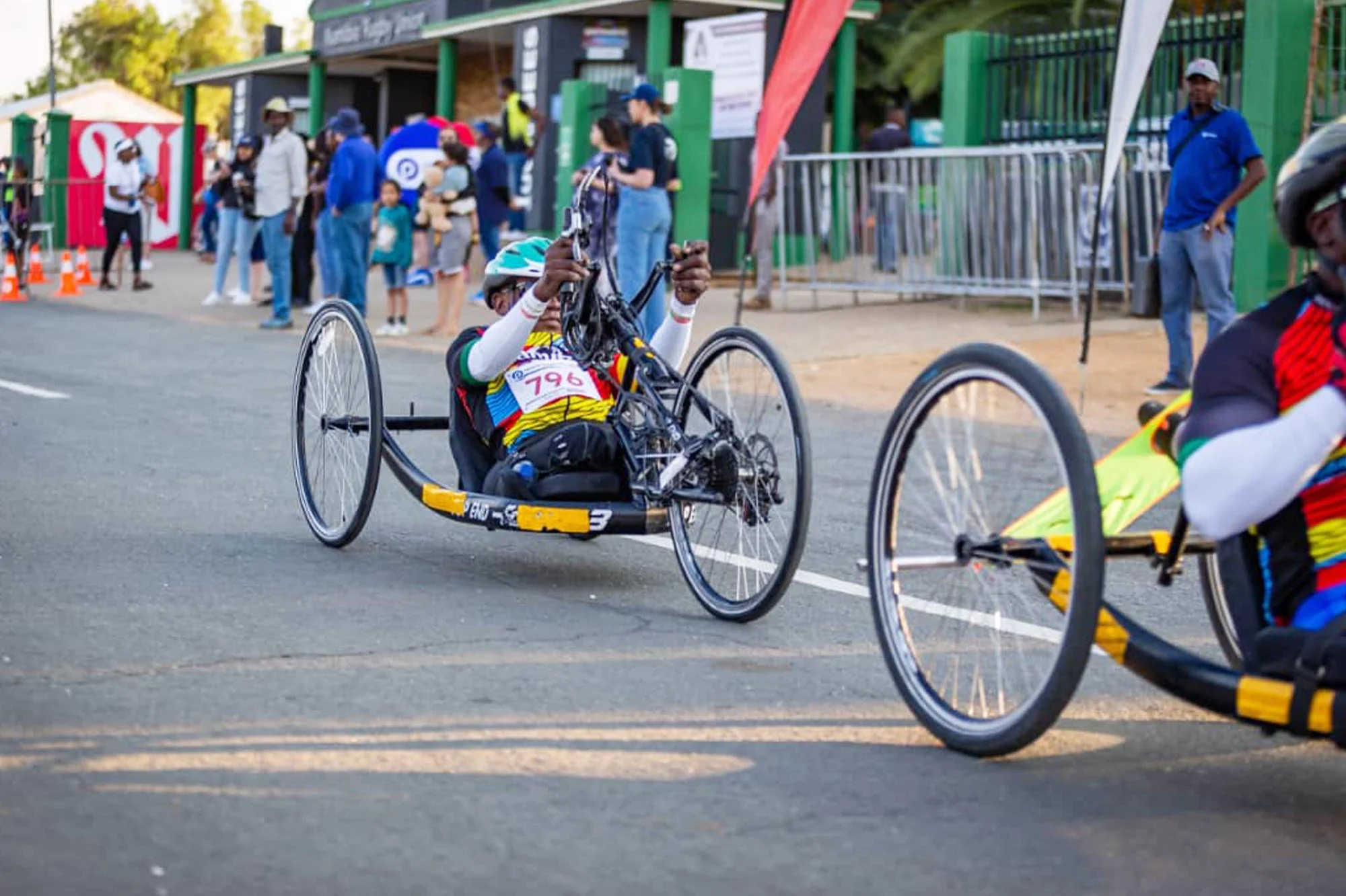 The Paratus Namibian Cycle Classic, set to take place this weekend on 5 and 6 October 2024, is gearing up for another exciting edition. As one of Namibia’s premier outdoor sporting events, the cycle classic is not just about the thrill of competition but also about inclusion and community. Among the many participants this year are a group of para cyclists from the Run Along Sports Foundation, who have been making a significant impact on the event over the past three years.