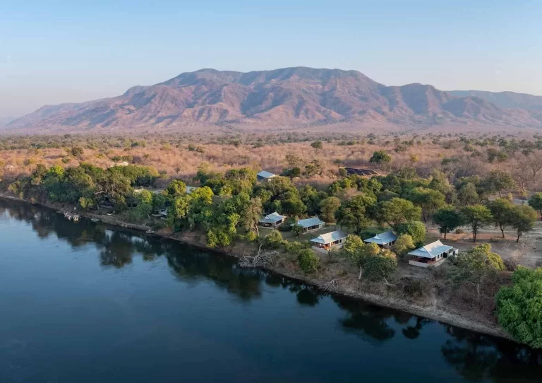 Paratus Zambia and Starlink satisfy tourist demand for high quality connectivity in remote areas